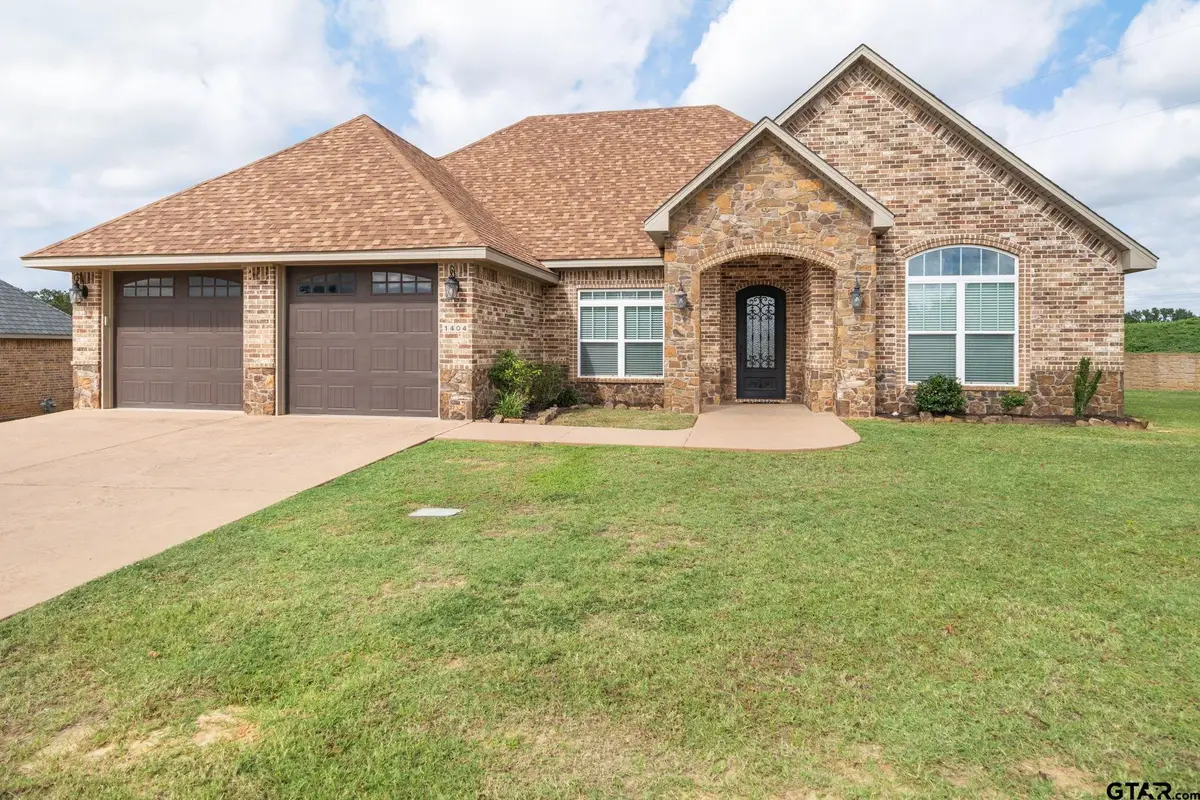 1404 Hannah Circle, Lindale, TX 75771 - #1