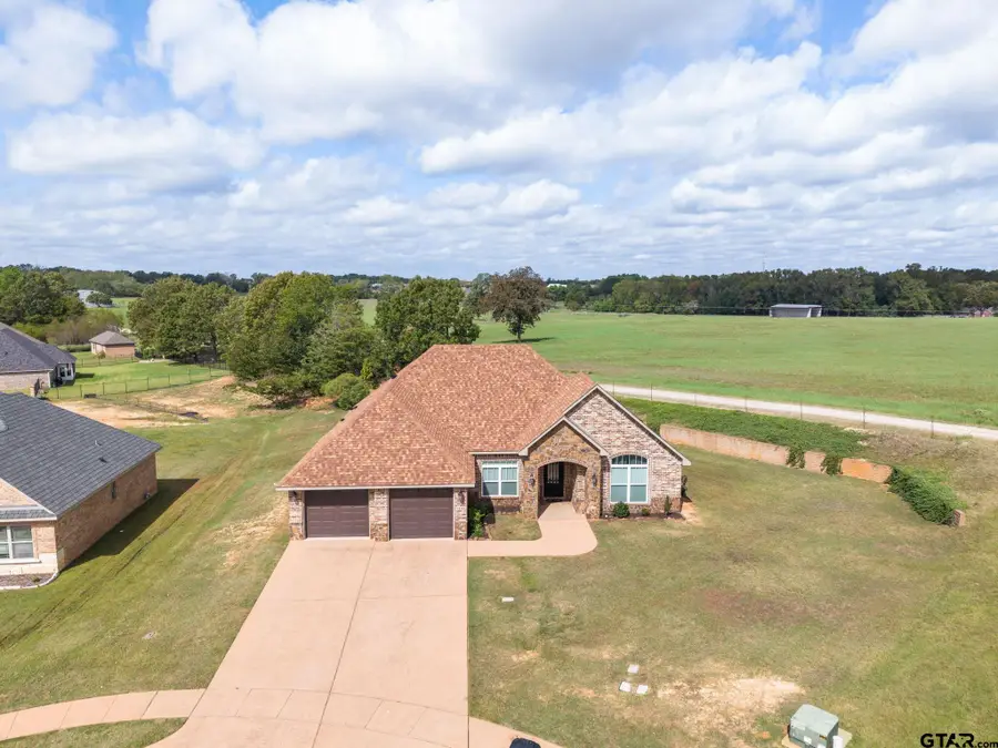 1404 Hannah Circle, Lindale, TX 75771 - #2