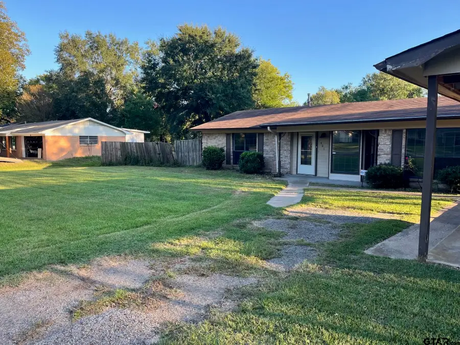 421 Polly St, Bullard, TX 75757 - #2