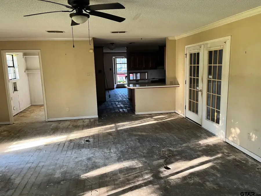 421 Polly St, Bullard, TX 75757 - #3