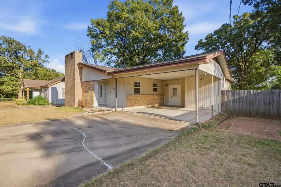 122 Massingill Dr, Longview, TX 75601 - #2