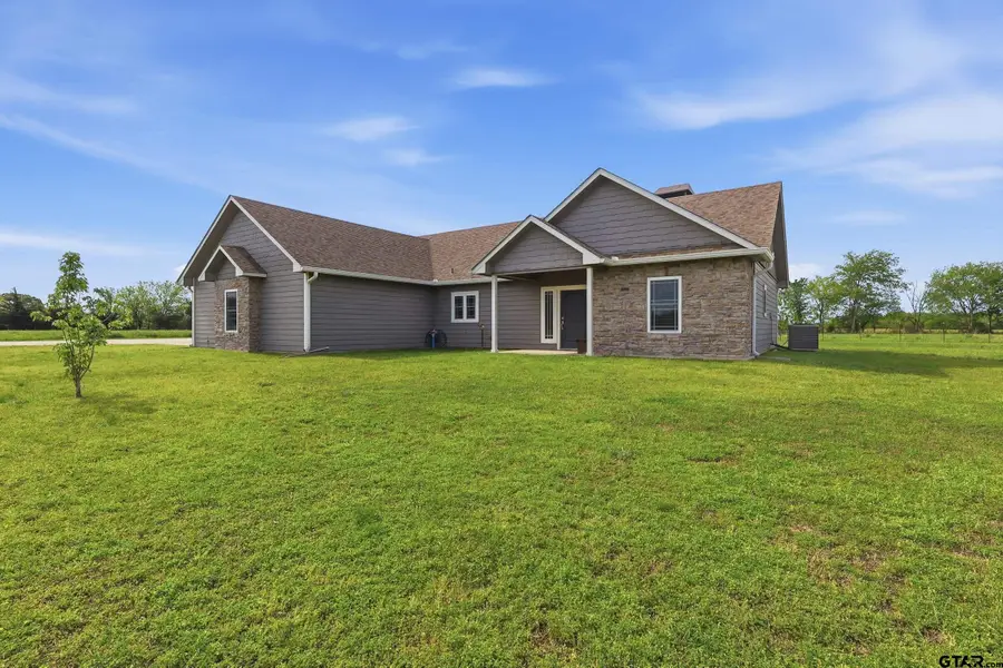 800 NE County Road 2150, Mount Vernon, TX 75457 - #2
