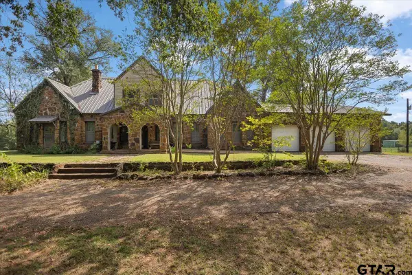 8438 E Us Hwy 79 W, Jacksonville, TX 75766