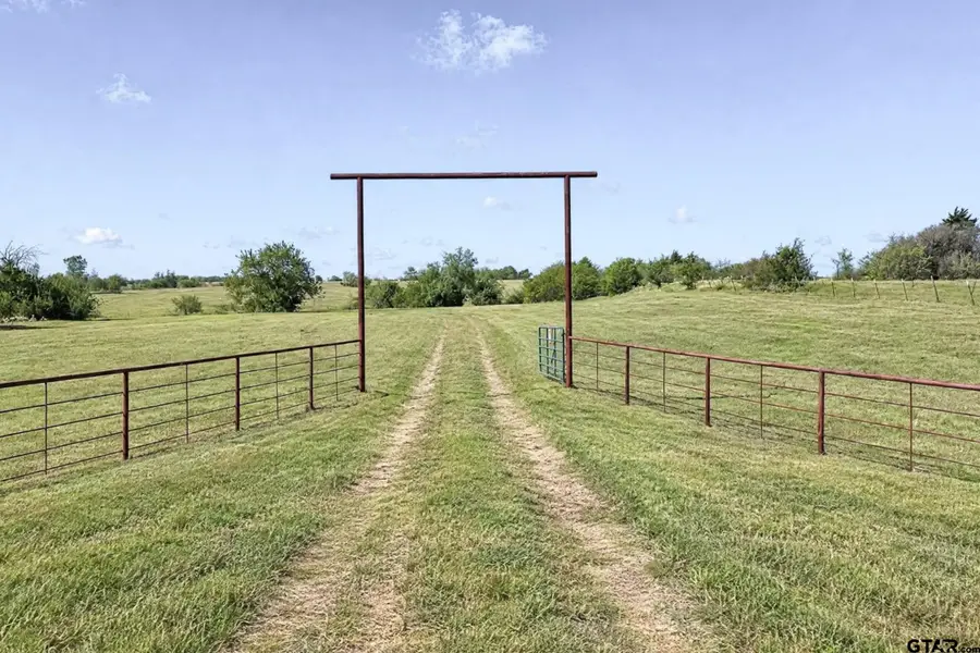 3765 Fm 85, Ennis, TX 75119 - #3