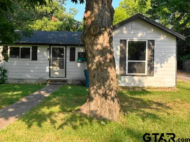 137 Frances St, Mineola, TX 75773 - #1