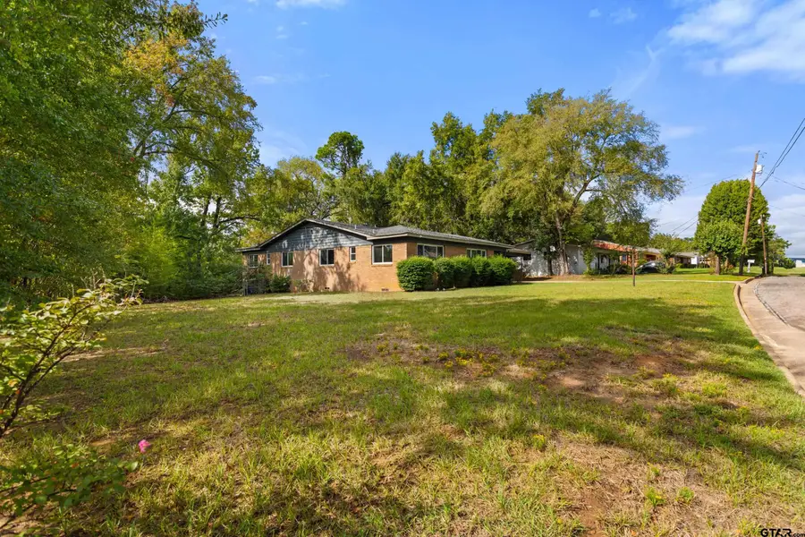 2200 Belvedere, Tyler, TX 75702 - #2