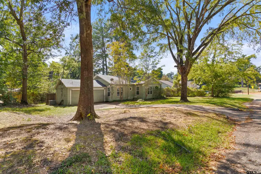 912 Camellia Street, Tyler, TX 75701 - #2