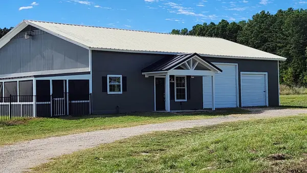 9448 Fm 804, LaRue, TX 75770