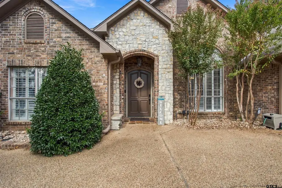 2215 Firestone Cir, Tyler, TX 75703 - #2