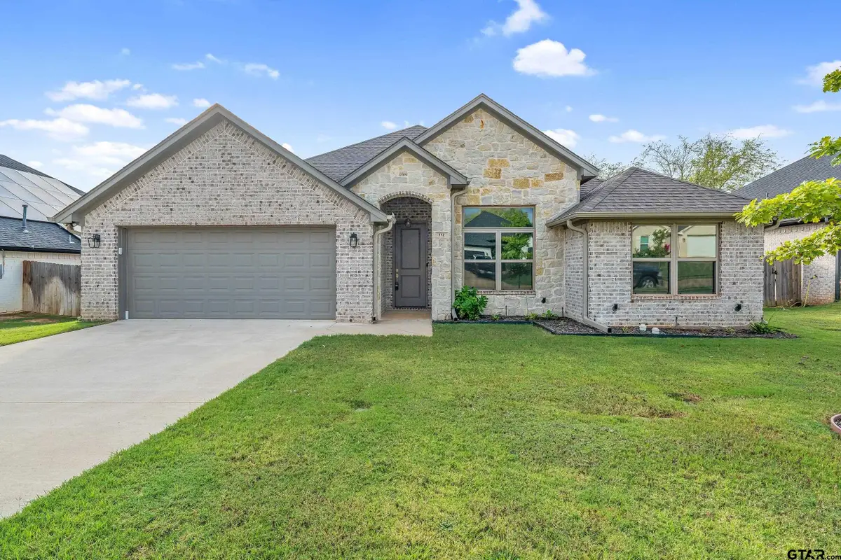 112 Amanda Ave, Bullard, TX 75757 - #1