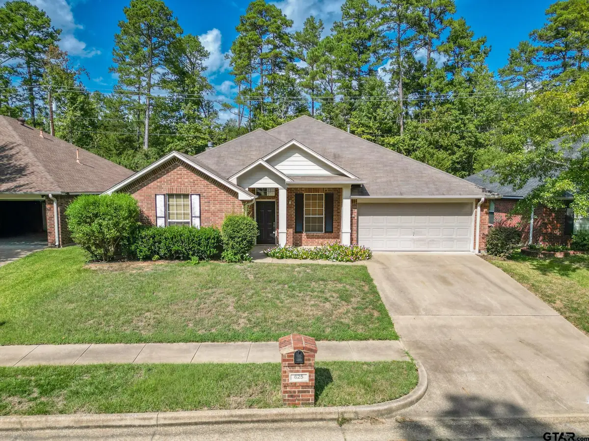 625 Winding Brook Trl, Tyler, TX 75703 - #1