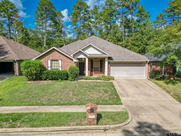 625 Winding Brook Trl, Tyler, TX 75703