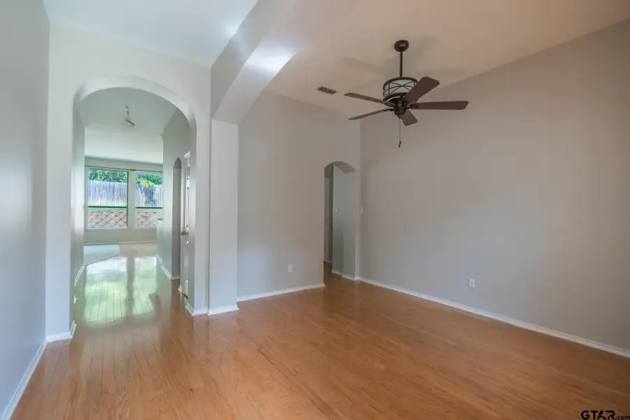 625 Winding Brook Trl, Tyler, TX 75703 - #2