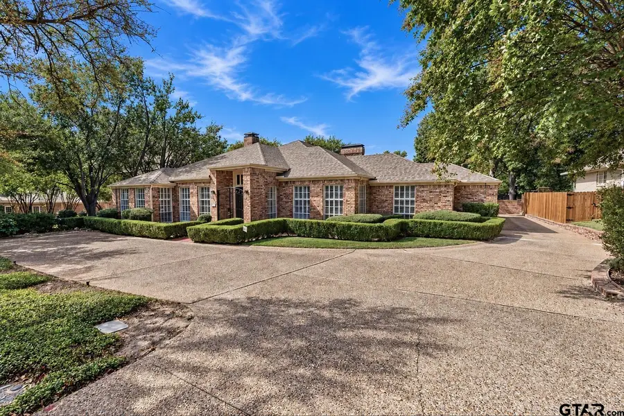 3505 Pat Ln, Tyler, TX 75701 - #3
