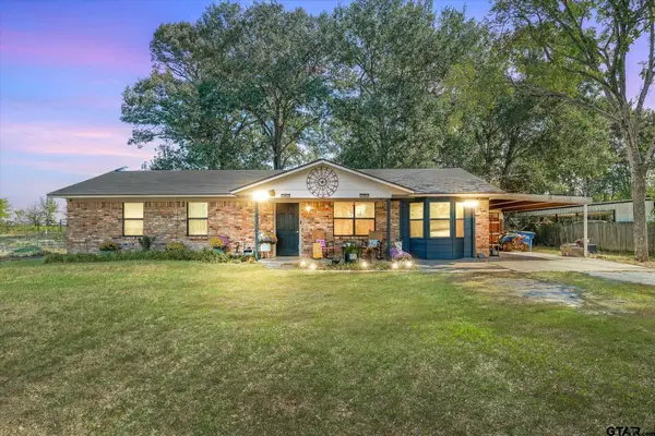 1500 N Oak Street, Grand Saline, TX 75140