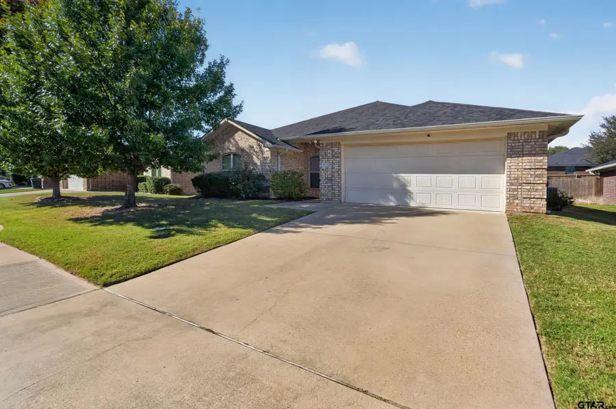5834 Thompson Pl, Tyler, TX 75707 - #2