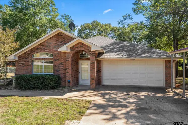 15838 Brittian Ct, Lindale, TX 75771