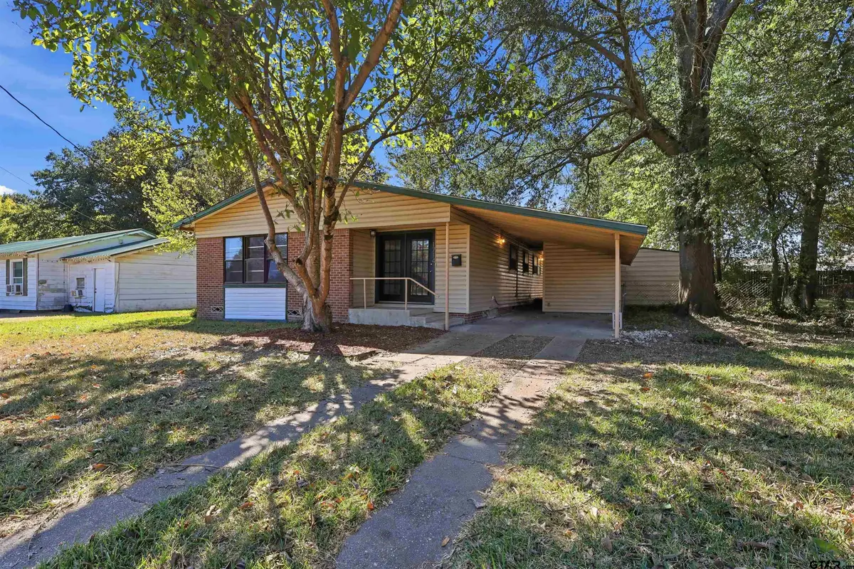 1714 E 1st St, Mount Pleasant, TX 75455 - #1