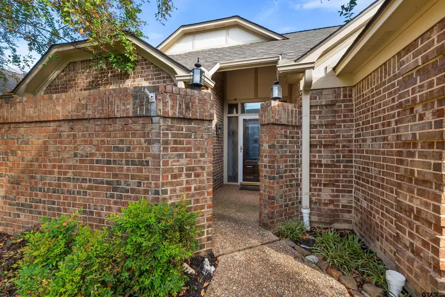 509 Buckingham Pl, Tyler, TX 75701 - #2