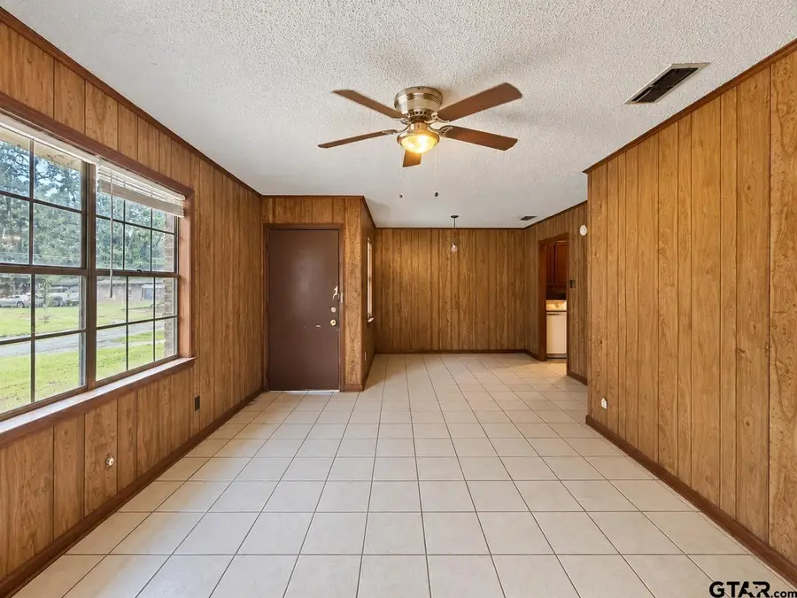 314 Tammy Lynn Dr, Longview, TX 75601 - #2