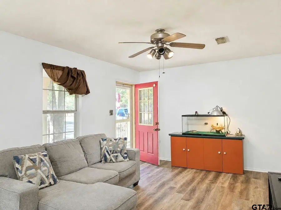 9735 Richardson Rd, Athens, TX 75752 - #2