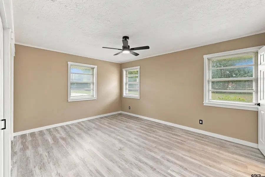 600 Woodcrest Ln, Longview, TX 75601 - #3