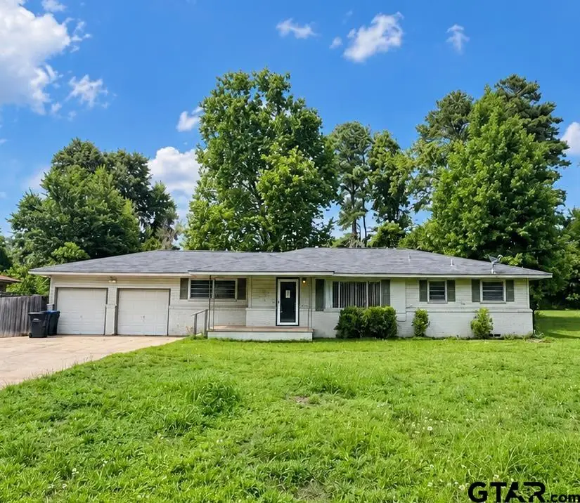 117 E Hoyt Dr, Longview, TX 75601 - #1