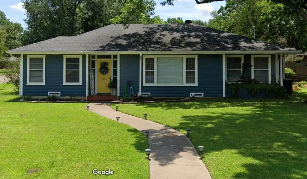 1301 Ficklin Ave, Corsicana, TX 75110 - Image #1