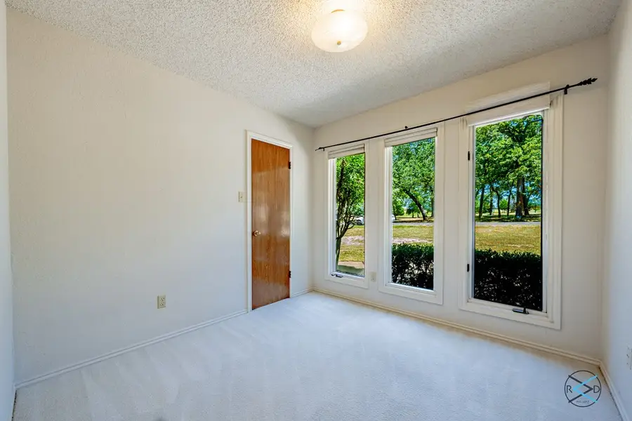 172 Colonial Dr, Mabank, TX 75156 - #3