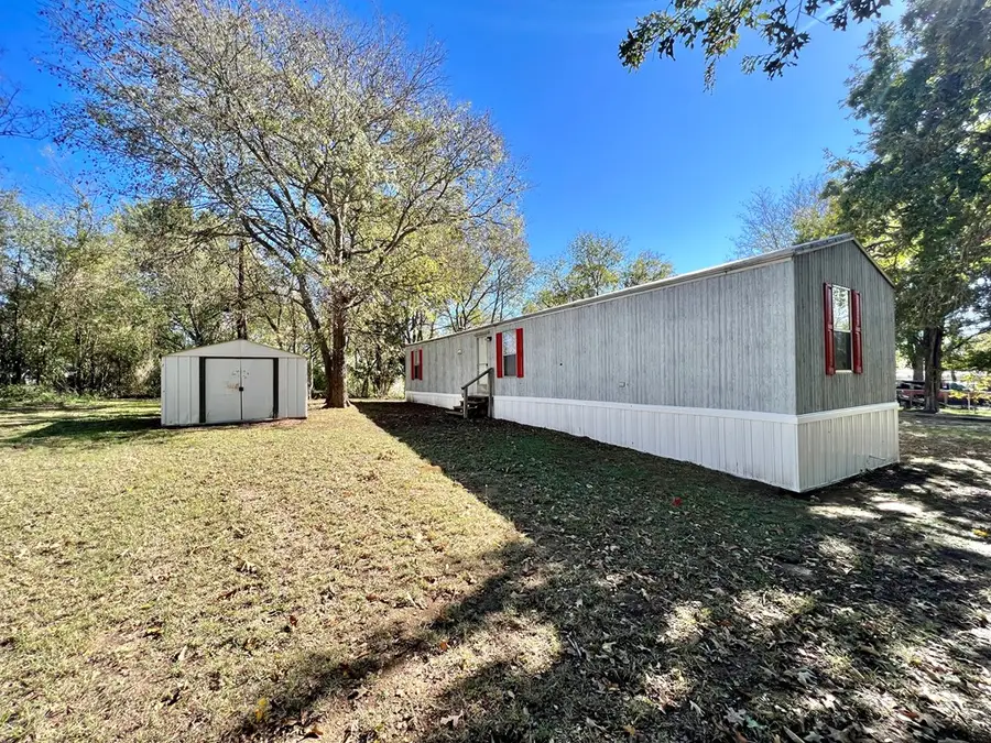 304 Wildwind St, Gun Barrel City, TX 75156 - Image #2
