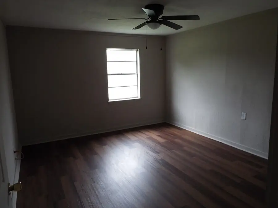 111 Waldman Dr, Gun Barrel City, TX 75156 - Image #2