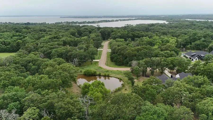 111 Oakbend Trl, Mabank, TX 75147 - Image #3