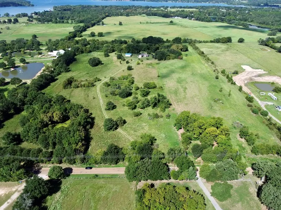 525 Peach Tree Rd, Gun Barrel City, TX 75156 - Image #2