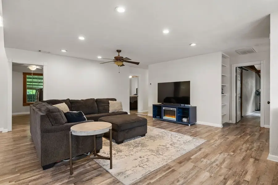 118 Lynn Creek Dr, Mabank, TX 75156 - #2