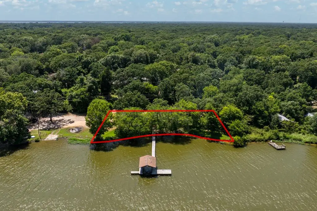 113 Shoreline Dr, Mabank, TX 75156 - Image #1