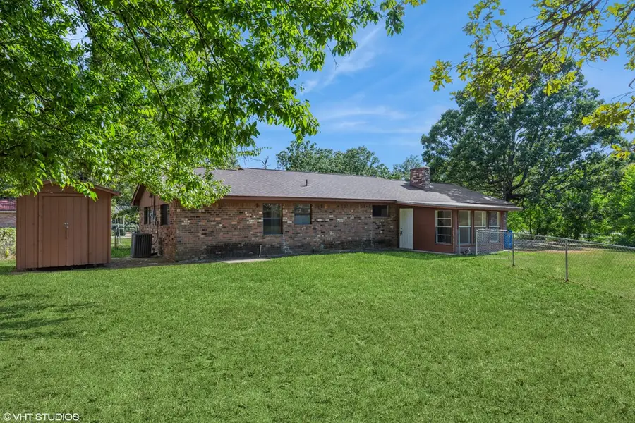 1213 Lakeside Dr., Grand Saline, TX 75104 - Image #2