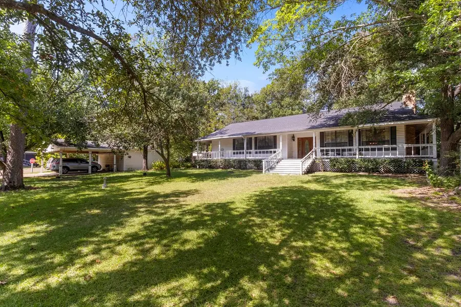 5026 Lost Pines, Chandler, TX 75758 - Image #2