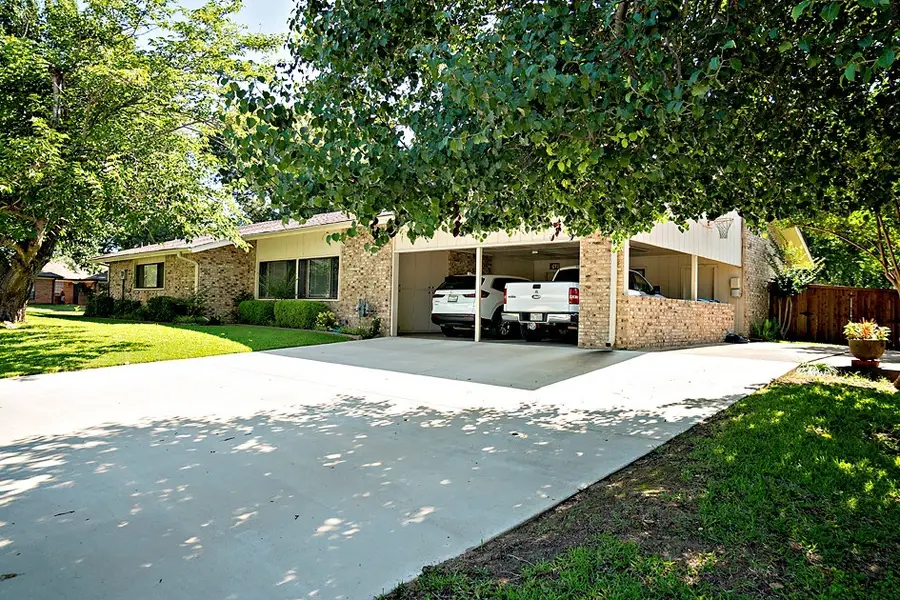 900 Humphrey, Athens, TX 75751 - #3