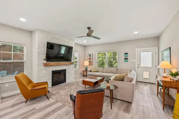 103 Idlewood Rd, Enchanted Oaks, TX 75156