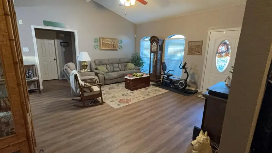 331 Windjammer Rd, Gun Barrel City, TX 75156 - Image #2