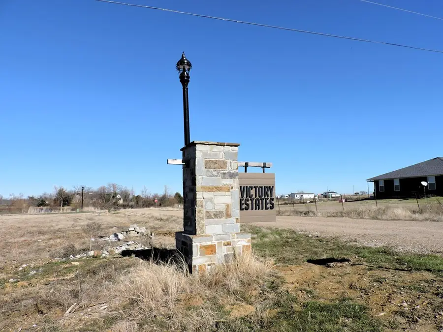 276 Victory Dr, Mabank, TX 75147 - Image #3