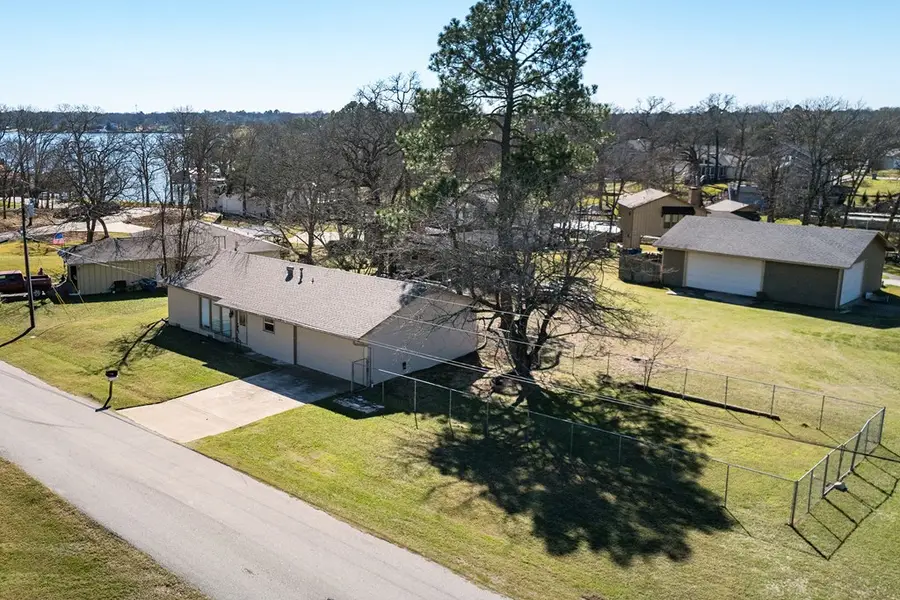 220 Hillcrest Dr, Tool, TX 75143 - Image #3