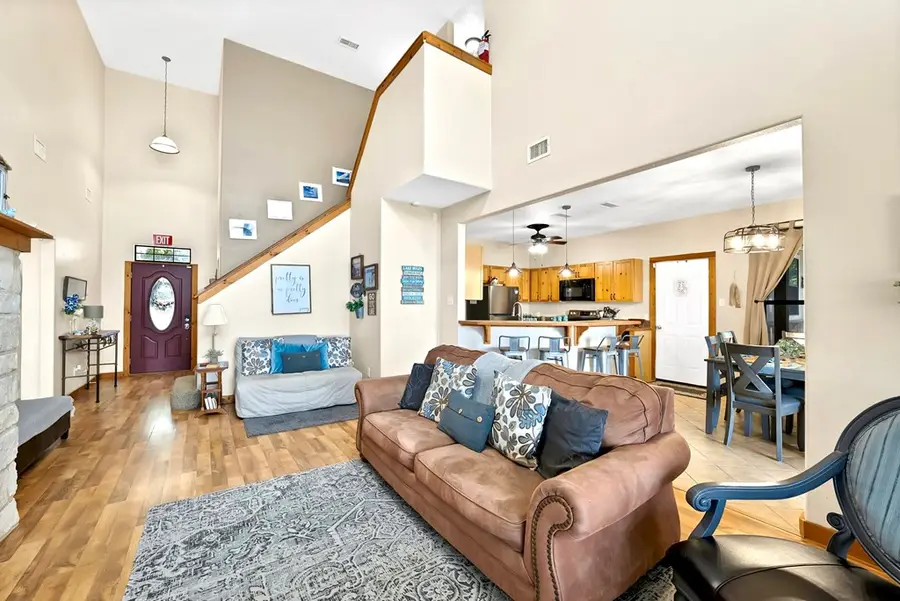 110 Jeffrey Cir, Gun Barrel City, TX 75156 - Image #3