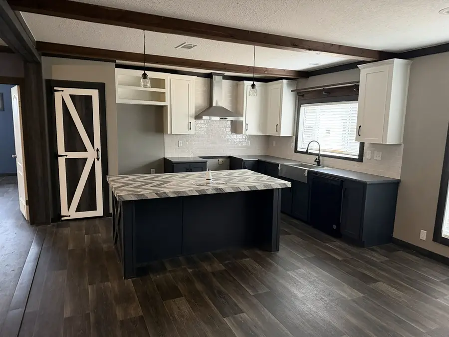 20733 Joe Paul Ln, Chandler, TX 75758 - Image #2