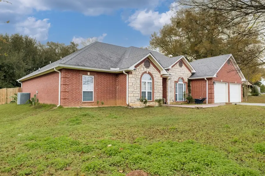 12328 Lovers Ln, Poynor, TX 75782 - Image #2