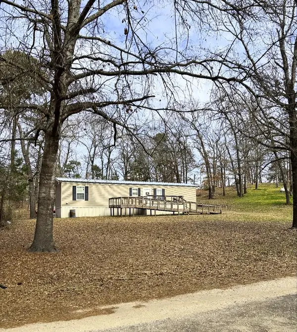 16164 Knob Hill Dr, Flint, TX 75762