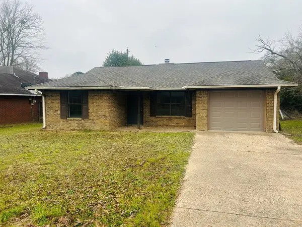 1104 Meadow, Athens, TX 75751