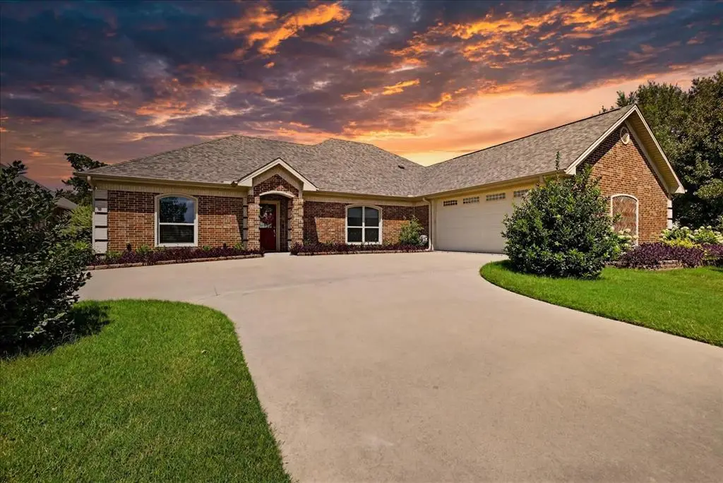 18070 Country Club Dr, Kemp, TX 75143 - #1
