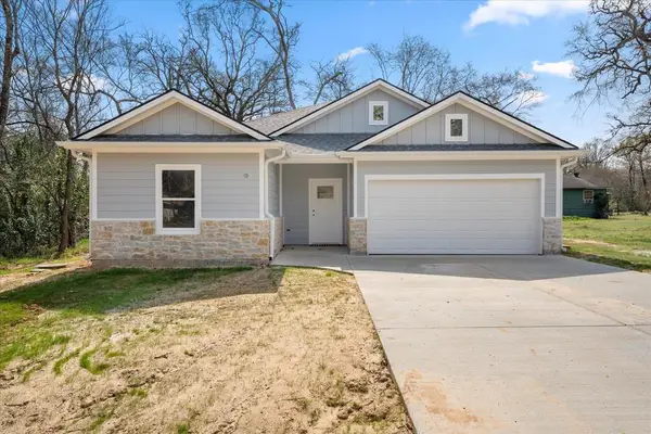 114 Granada St, Mabank, TX 75156