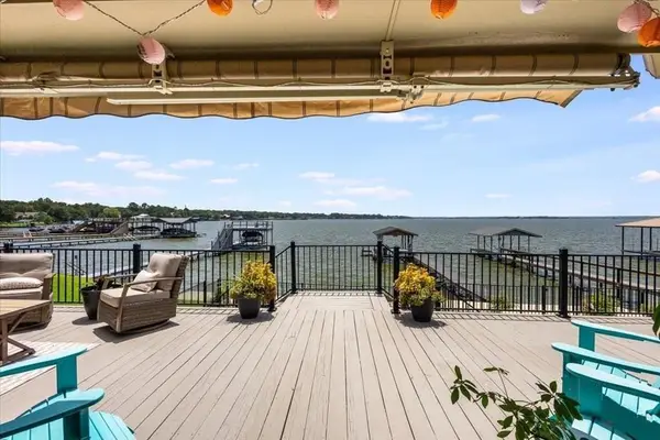 219 Admiral Dr, Gun Barrel City, TX 75156